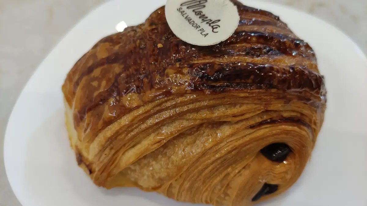 Eggless Cake Shop bakes